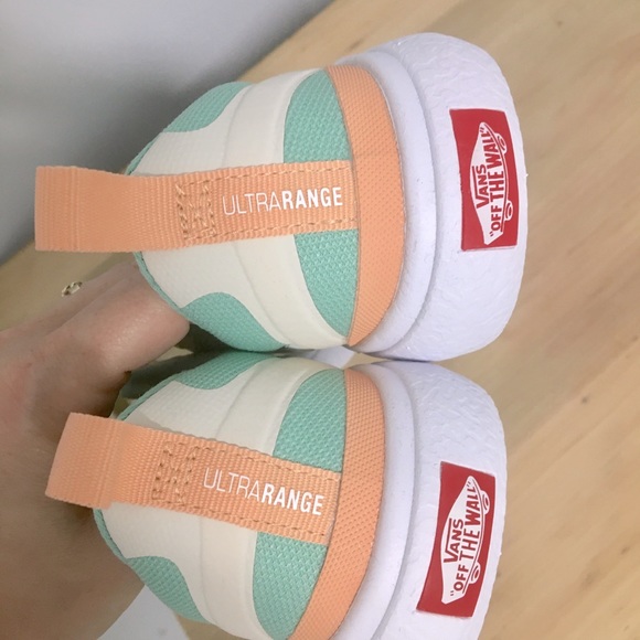 Vans. New, no box. Gorgeous colors. Women 6.5/Men 5.0 - Picture 4 of 7